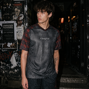 Camiseta de Fútbol Retro Clásica Personalizada con Tela de Alto Rendimiento para Minoristas Deportivos Globales - Product Image 5
