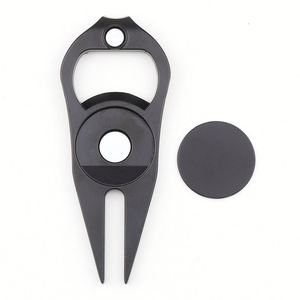 Artículos Promocionales de Golf: Abridor de Botellas Multifuncional y Herramienta de Reparación de Divots de Golf con Espacios en Blanco Personalizables para Herramientas de Divots de Golf Metálicas - Product Image 5