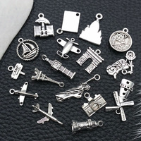 Modèles modernes électroplaqués de Tour Eiffel, avion, bateau, voiture, accessoires de bijoux DIY, boucles d'oreilles, porte-clés, petits pendentifs