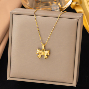 MW Hochwertiger 18 Karat PVD vergoldeter Damen schmuck Transit Free Butterfly Bow Heart Moon Edelstahl Halskette Schmuck - Product Image 5