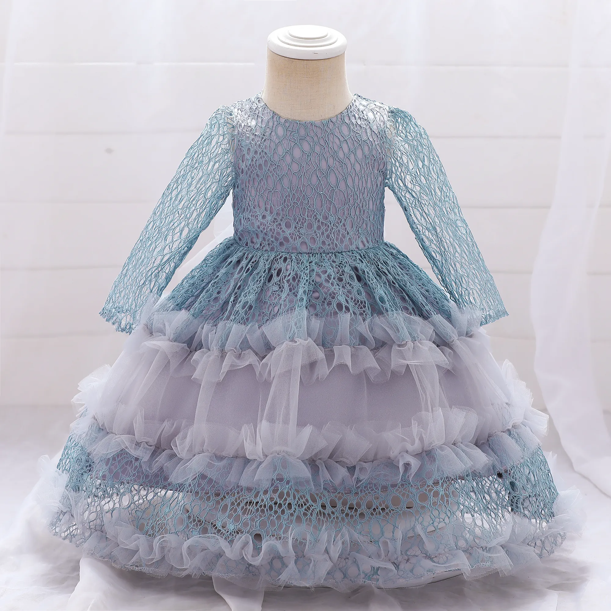 MQATZ कस्टम लोगो बच्चों के कपड़े निर्माता छोटे आदेश बच्चा लड़की लबादा बॉलरूम पोशाक