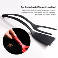 Spatule multifonctionnelle en silicone pour les œufs frits Double Spatule à pince 2 en 1 Spatule à poignée Flip Tongs Pelle Spatule de cuisine