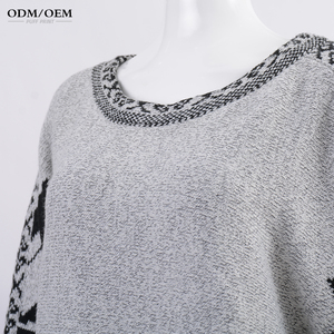 เสื้อสเวตเตอร์ผ้าฝ้าย 100% แบบสวม คอวี ดีไซน์พู่ห้อย แต่งลายแจ็คการ์ด สไตล์ลำลองสำหรับผู้หญิง รับผลิตแบบ OEM ODM พร้อมสกรีนโลโก้ - Product Image 5