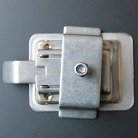 Verrouillage de boîte à outils de camion en fer galvanisé zinc Serrure de porte de conteneur de camion rectangulaire en acier inoxydable noir Loquet de porte de camion