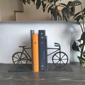 Sujetalibros de hierro fundido para bicicleta, escultura de Metal <span class=keywords><strong>negro</strong></span> única, figurita para decoración de mesa, sujetalibros para bicicleta, artesanía - Product Image 6