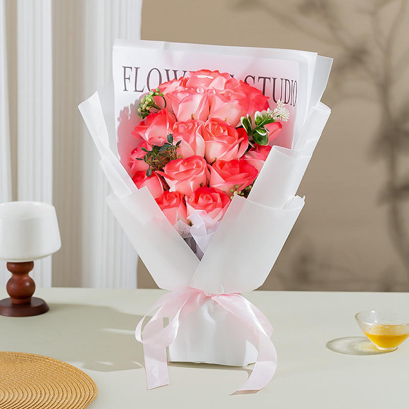 18 กล่องสีแดง + กล่องแป้ง