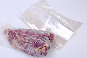 Sacs d'emballage thermorétractables en PVDC pour l'emballage de la viande fraîche - Product Image 2
