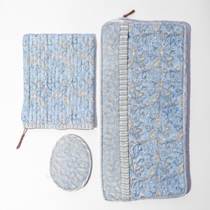 Funda Protectora para Laptop de Algodón Personalizable con Estampado a Mano, Ligera para Uso Diario, Disponible en Stock para Precio de Mayoreo - Product Image 1