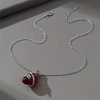 Kalung Ular Hitam Baru yang Membungkus Hati Merah Kalung Fashion Gothic Grosir Perhiasan Pesta Halloween untuk Aksesoris Wanita