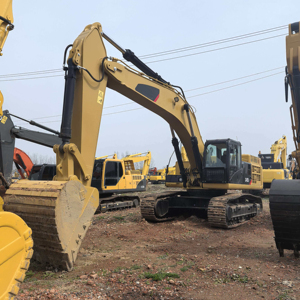 Excavadora Caterpillar CAT 349D2 usada en buen estado de funcionamiento, venta de equipo pesado para construcción. - Product Image 1