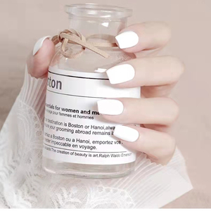 Esmalte de <span class=keywords><strong>Uñas</strong></span> <span class=keywords><strong>en</strong></span> Gel UV Ecológico Bellinails <span class=keywords><strong>en</strong></span> Botella - Uso Profesional, Esmalte de <span class=keywords><strong>Uñas</strong></span> <span class=keywords><strong>Blanco</strong></span> <span class=keywords><strong>y</strong></span> <span class=keywords><strong>Negro</strong></span> - Product Image 5
