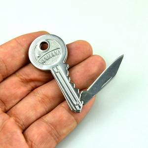 Couteau à clé pliable multifonctionnel en acier inoxydable, outil de survie compact EDC, équipement de camping en plein air - Product Image 1