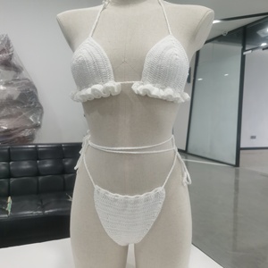 فستان شاطئ جديد مصنوع يدويًا من الكروشيه، 100% قطن صديق للبيئة، بتصميم رقبة على شكل V، مناسب للحفلات الشاطئية، مع شعار أمامي وتصميم أنيق للخصر - Product Image 5