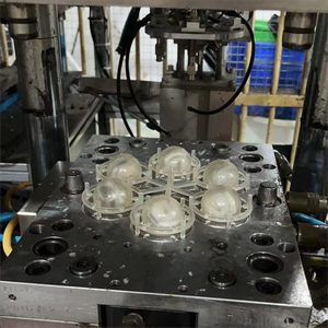 Precio <span class=keywords><strong>de</strong></span> fábrica Luz constante brillante Después <span class=keywords><strong>de</strong></span> golpear 6 colores Pelotas <span class=keywords><strong>de</strong></span> golf LED Embalaje personalizado Pelota <span class=keywords><strong>de</strong></span> golf LED duradera colorida - Product Image 5