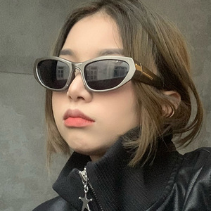 Nuevas Gafas de Sol <span class=keywords><strong>Alien</strong></span> 20898 Future Punk Y2K <span class=keywords><strong>con</strong></span> Logotipo Personalizado, Monturas de Metal y PC en Negro y Gris, <span class=keywords><strong>Lentes</strong></span> UV400, Estilo Cuadrado - Product Image 2