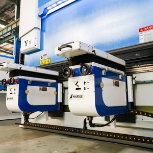 Thương hiệu mới <span class=keywords><strong>CNC</strong></span> 160ton 3200mm Báo Chí phanh với tấm follower kim loại Bender cho tấm kim loại - Product Image 4