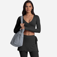 Ensemble de yoga personnalisé pour femmes, style Lisa, ensemble de sport et de fitness 3 pièces à manches longues, vêtements de yoga, haut de yoga à bretelles croisées à l'avant, style ballet