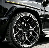 Rines Monobloque Híbridos Geométricos de Aluminio 6061-T6 Forjados a Medida en Blanco y Negro de 18-24 Pulgadas para Autos Deportivos Modernos y Vehículos Eléctricos