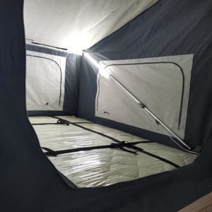 Tente isolée personnalisée de haute qualité grand espace Triple couchette pour camping-car caravane camping-car peut dormir quatre personnes - Product Image 5