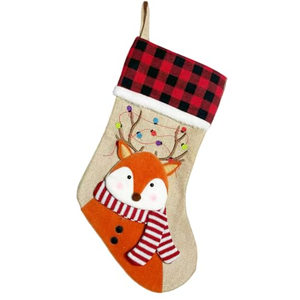Chaussettes de Noël personnalisées en gros directement de l'usine, échantillon gratuit, chaussettes de Noël à carreaux brodées avec des motifs de rennes, du Père Noël et des bonhommes de neige - Product Image 1