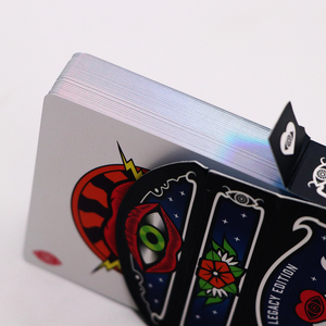 Wjpc ไพ่โป๊กเกอร์สีดำและแดงพิมพ์ลายออกแบบตามสั่ง OEM โลโก้ที่กำหนดเองกันน้ำซับลิเมชันไพ่มายากลพร้อมกล่อง - Product Image 4