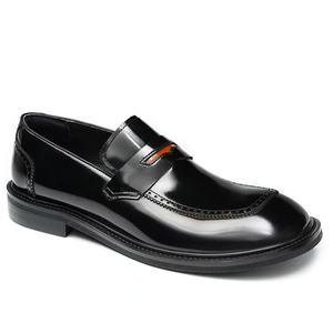 Botas de Nieve para Hombre con Cordones, Estampado de Leopardo, Parte Superior de Cuero Suave, Cómodas para Usar Descalzo - Product Image 4