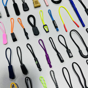 नए पहुंचे कस्टम लोगो जिपर सामान काले ज़िप पल्लर रस्सी बैग कॉर्ड प्लास्टिक सस्ते स्ट्रिंग ज़िप स्लाइडर नए रबर पी - Product Image 1