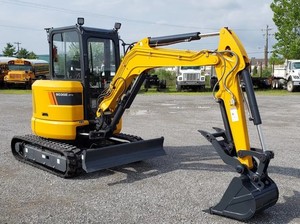 Machinerie de construction routière, excavatrice 9035FZTS avec une puissance de 22,2 kW et un poids de 3800 kg, excavatrice sur chenilles - Product Image 2