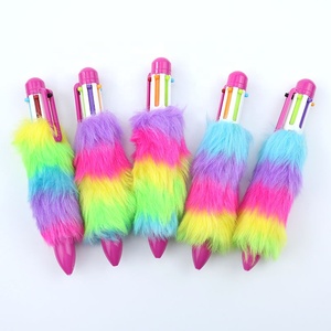 Stylos à bille pour <span class=keywords><strong>japonais</strong></span> corée encre multicolore promotionnelle <span class=keywords><strong>plume</strong></span> 6 couleurs sport <span class=keywords><strong>stylo</strong></span> à bille en plastique Ningbo personnalisé - Product Image 2