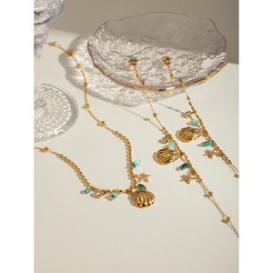 Collier tendance en acier inoxydable plaqué or 18 carats avec coquillages, étoiles, diamants, pierre naturelle bleue et collier coloré - Product Image 3