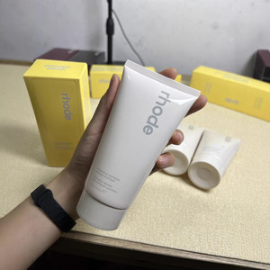 Mousse Nettoyante Visage 2-en-1 Beaver Pineapple PGA : Crème, Lait, Essence et Démaquillant - Product Image 3