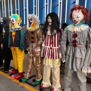 Décoration d'Halloween en métal, Clown d'horreur statique, Taille réelle, Effet fantôme effrayant, pour Maison hantée et Parc à thème, Étanche - Product Image 3