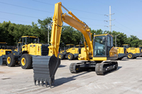 Mini-pelle compacte ZG135S de 13,5 tonnes avec godet de 0,55 m³, très bien notée, pour l'aménagement paysager, l'irrigation agricole et les travaux d'infrastructure rurale