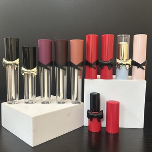 Tube de gloss à lèvres en forme de nœud unique ISMAN 3ml 5ml, emballage de <span class=keywords><strong>rouge</strong></span> à lèvres mignon en forme de papillon, conteneur rose <span class=keywords><strong>bleu</strong></span> <span class=keywords><strong>rouge</strong></span> violet, logo personnalisé - Product Image 1