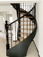 Escalier en colimaçon moderne en laiton, pierre de jade et aluminium, avec poutre centrale réglable en acier, construction en acier inoxydable, couleur personnalisable