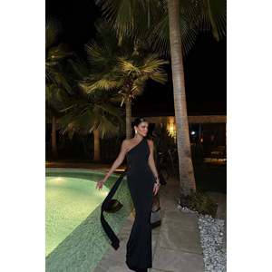 Robe de bal chic de luxe noire pour femmes, robe longue à volants, imprimé brodé, polyester, taille empire, grande taille XL - Product Image 3