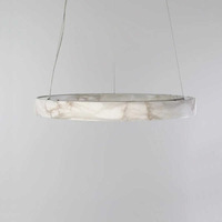 Lustre moderne rond en résine effet albâtre haut de gamme, petites suspensions réglables en hauteur