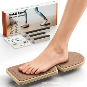Planche d'équilibre en bois Mobii Sport, antidérapante, pour exercices des pieds, yoga et entraînement physique - Product Image 1