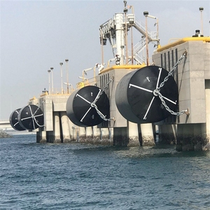 Defensa de Espuma Duradera para Protección de Embarcaciones con Material EVA y Manguera para Uso en Muelles - Product Image 1