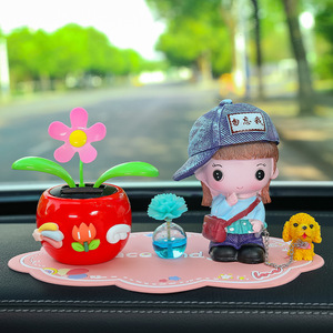 Figurine de dessin animé en résine Ruijie pour décoration de voiture, diffuseur d'arômes et ornement de tableau de bord - Product Image 2
