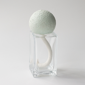 Diffusore di Fragranze in Diatomite a Forma di Luna, Ecologico con Coperchio, Decorativo per Soggiorno e Studio - Product Image 6