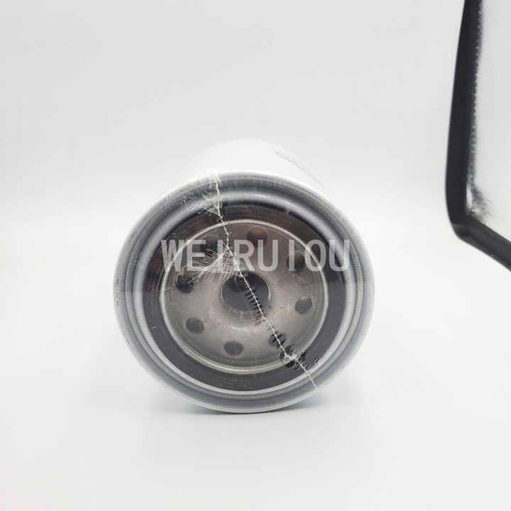 Wholesale Tractor fuel Oil Filter 26540249 P554403 1447048 