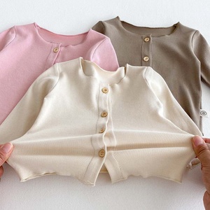 <span class=keywords><strong>Abbigliamento</strong></span> Autunnale per Neonata 2024, Nuovo Cardigan Lavorato a Maglia, Cappotto Femminile Stile Coreano con Chiusura a Bottoni - Product Image 3