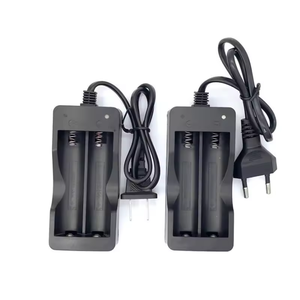 卸売18650バッテリー充電器US/EUプラグ2スロットスマート充電安全急速充電18650リチウムイオン充電式バッテリー - Product Image 4
