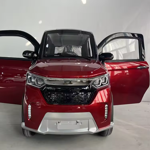 Factory New 4-Wheel Electric Car for Adults Hot Sale Mini Car New Energy Vehicle Enclosed Cabin Design Economical for
