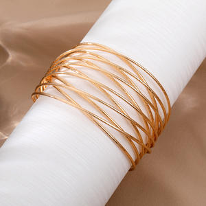 Bracelet polyvalent en alliage plaqué or, givré, multicouche, haut de gamme, tendance, géométrique, superposition classique, vintage, transfrontalier - Product Image 4