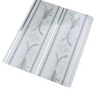 Moderne Feuerfeste Wasserdichte Perforierte Gitter-Deckenplatten in Kundenspezifischer Farbe mit Holzoptik aus PVC für Badezimmer, Außenbereich, Hotel, Küche