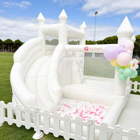 Offre Spéciale de qualité commerciale couleur pastel clair mariage gonflable rebond maison videur cavalier blanc château gonflable saut combo
