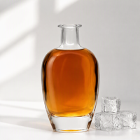 Vente en gros de bouteilles en verre transparent carrées de 500 ml et 700 ml avec bouchon en liège pour vin, vodka, whisky, tequila et brandy