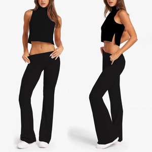 Ensemble de sport 2 pièces YIYI pour femme : Crop top sans manches à col montant avec coussinets, séchage rapide, effet push-up fessier – Tenue de yoga pour femme - Product Image 4